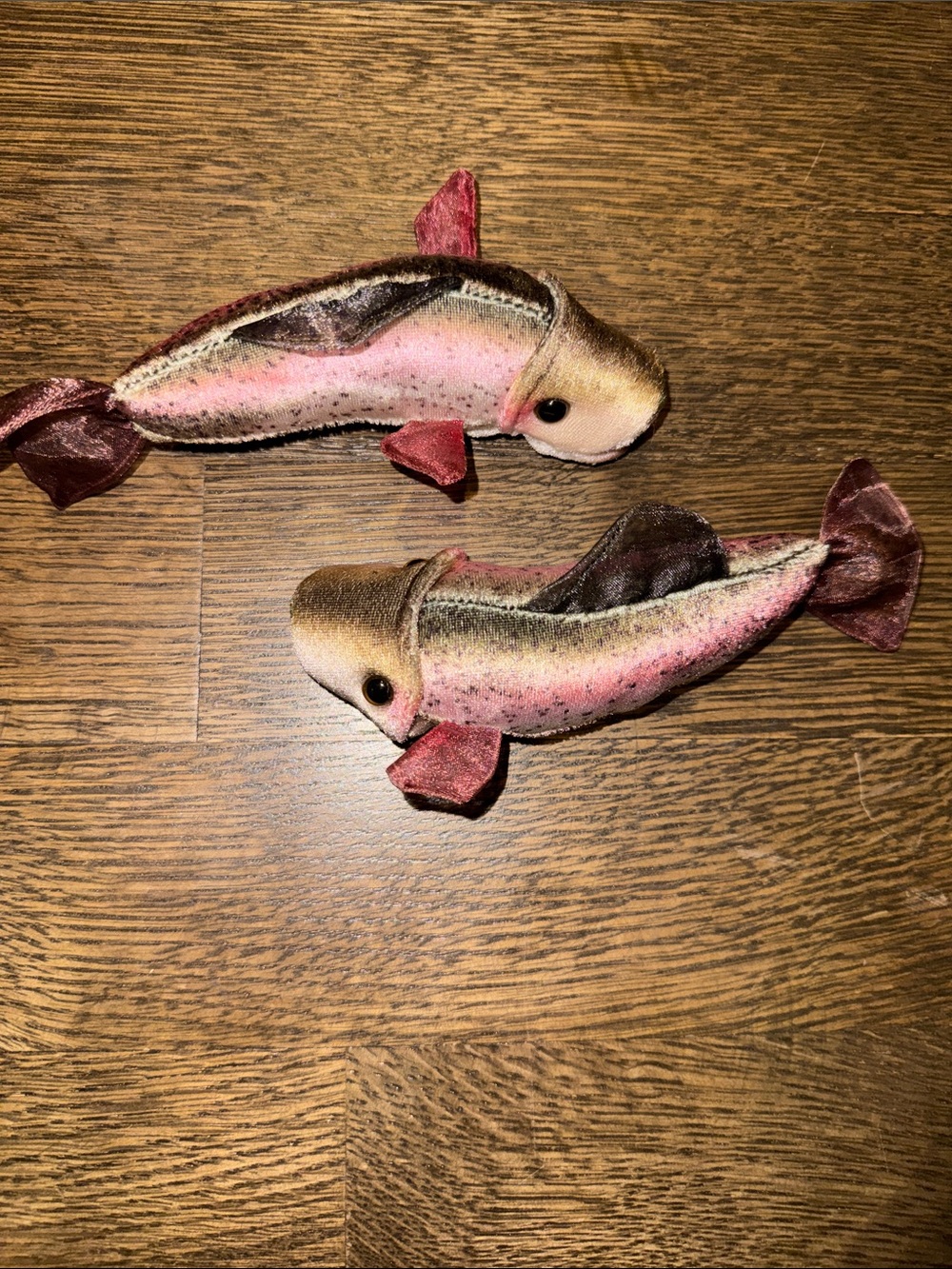 Pink Plush Fish Cat Toy - Soft Pet Play Toy